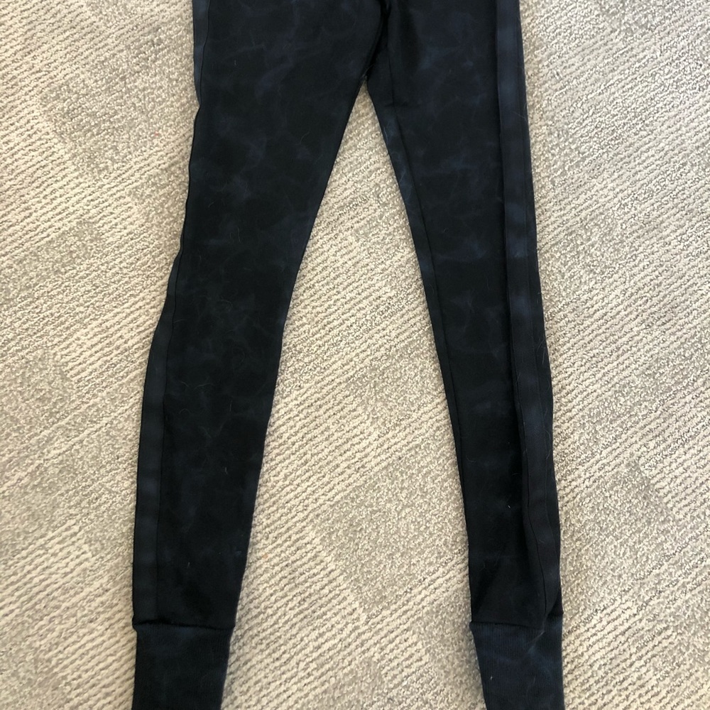 Blue tie dye leggings